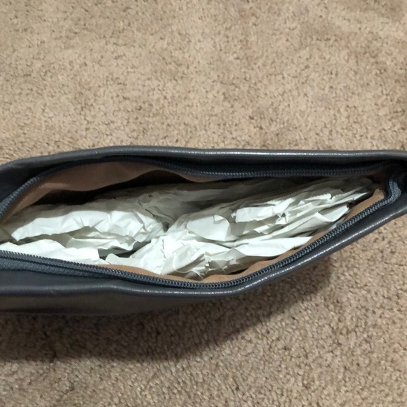 Vintage Small Grey Wristlet Purse - Picture 4 of 5